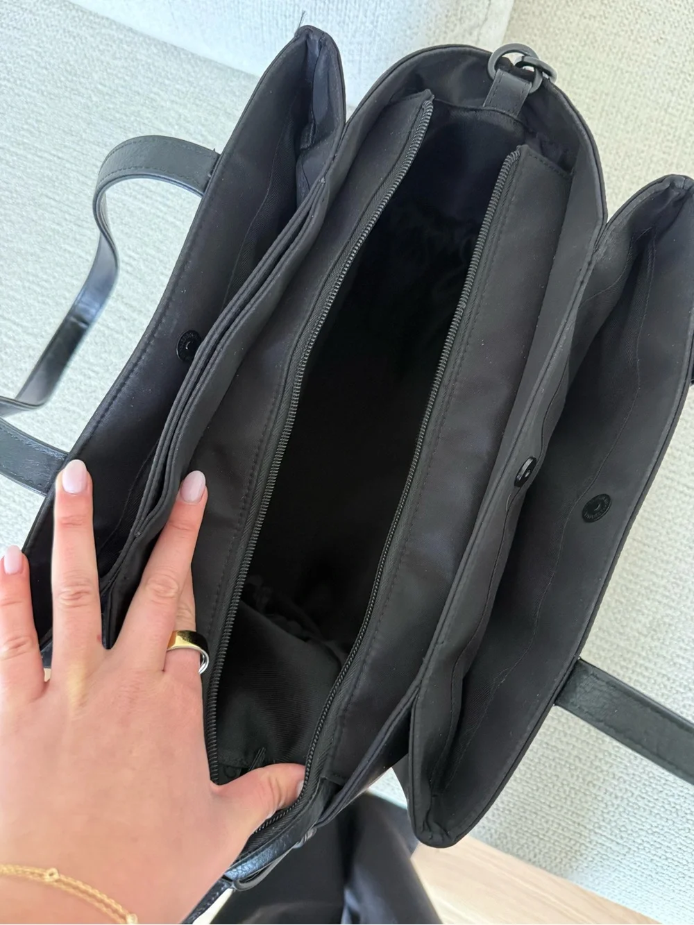BEIS Black Tote with Detachable Crossbody Strap - Picture 5 of 8